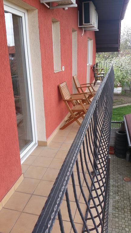 Family Pension Arad Exterior foto