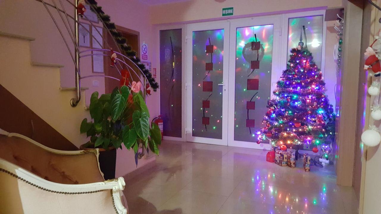 Family Pension Arad Exterior foto