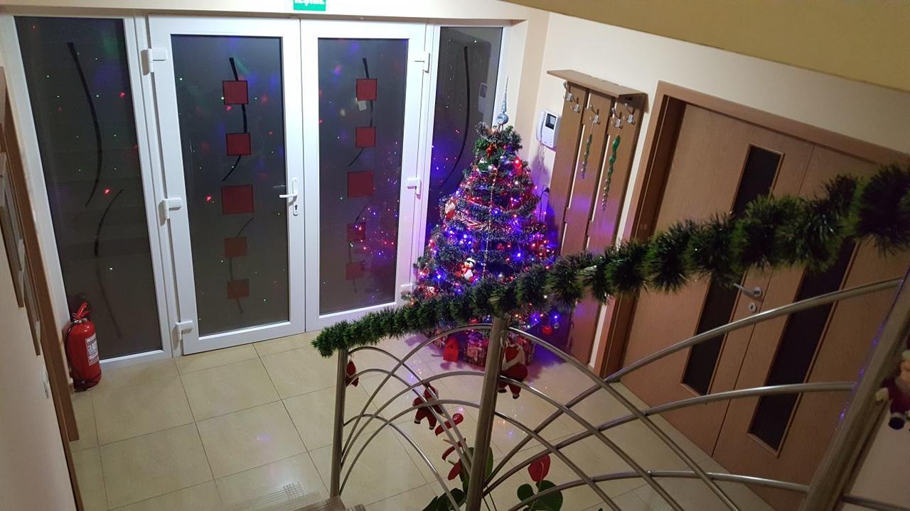 Family Pension Arad Exterior foto
