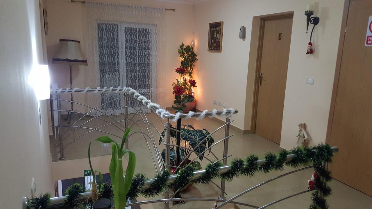 Family Pension Arad Exterior foto